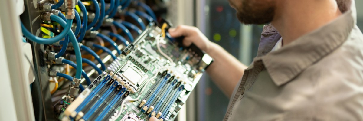 Top Banner - Moreover Technologies